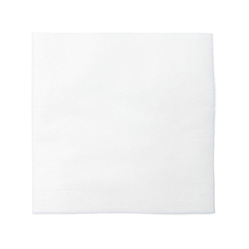 Brenniston low adherent dressing 7.5x7.5cm close up